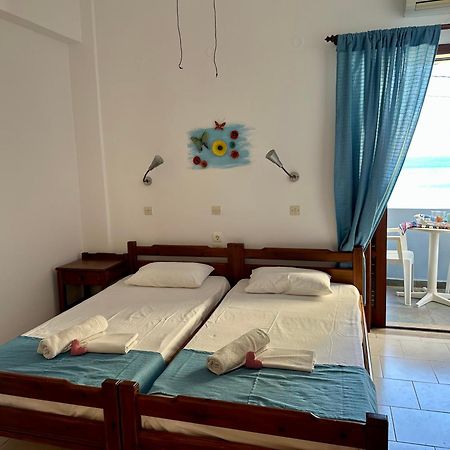 Bonatsa Rooms Palaiochora Eksteriør billede