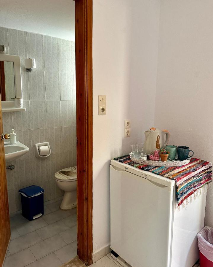 Bonatsa Rooms Palaiochora Eksteriør billede
